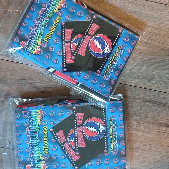 Sale 💰 💰 Grateful Dead pillow cases  set - Picture 2 of 5